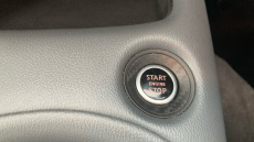 Nissan Juke 1.0 DiG-T 114 N-Connecta 5dr Petrol Hatchback